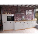 Grande cuisine en bois laquée grise