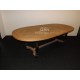 table ovale en chêne dessus en épis