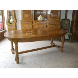 Table ovale dessus en épis