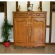 Buffet avec tiroir secret