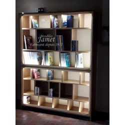 Bibliothèque sur mesure en chêne