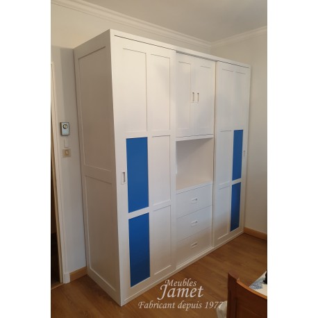Dressing avec tiroir secret 