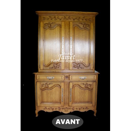 DEUX CORPS AVANT