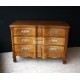 Commode galbée