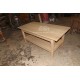 Table de salon en bois fin beige 